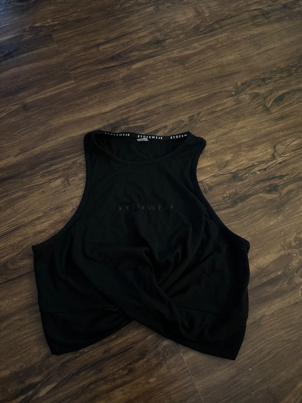 Ryderwear Women’s Black Twist-Hem Crop Tank MEDIUM